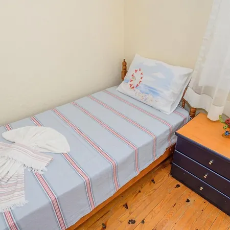 Lovely With 3 Bedrooms, 1006 Φετιγιέ