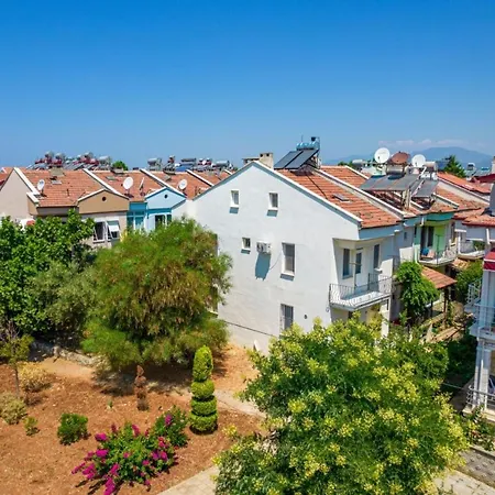 Lovely With 3 Bedrooms, 1006 Apartman