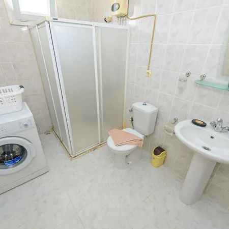 Lovely With 3 Bedrooms, 1006 Apartman *